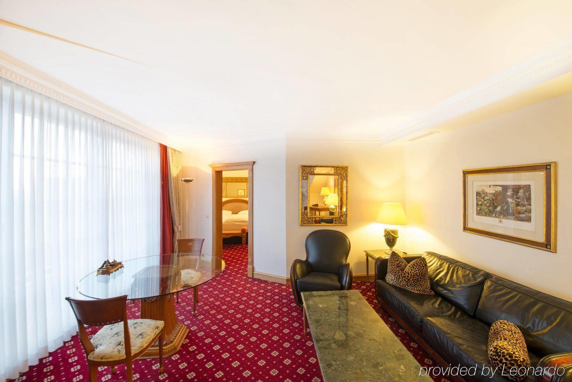 Dormero Hotel Halle Halle  Eksteriør billede